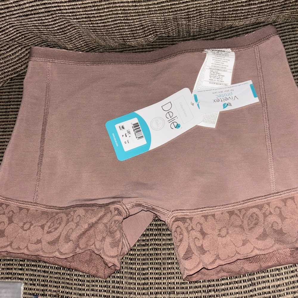 Delie  Colombian BBL faja short